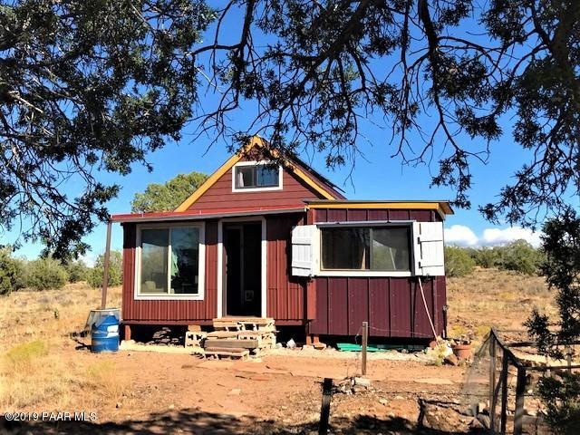 10500 W Moonglow Dr, Ash Fork, AZ 86320 - photo 1