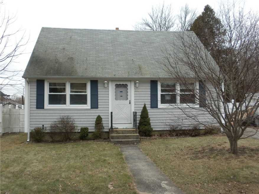 FRONT EXTERIOR