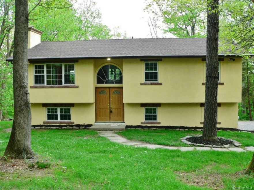 55 Depalma Dr, Highland Mills, NY 10930 - photo 1