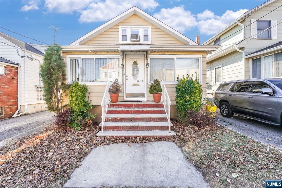 Sold $640,000