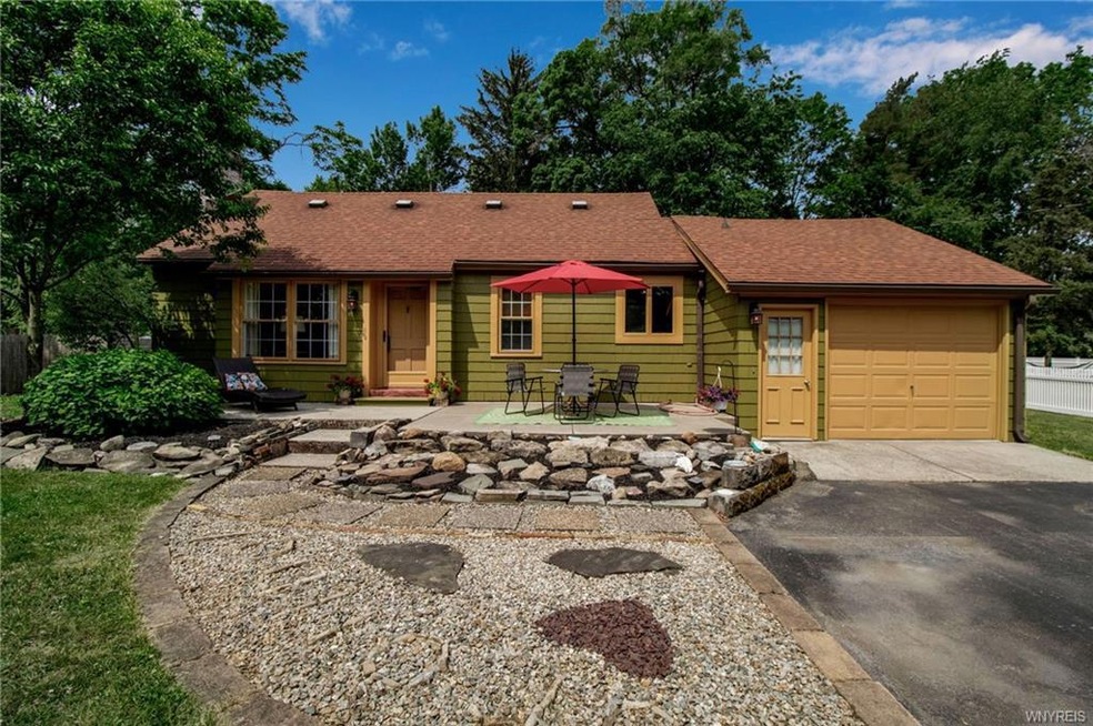 4440 Harris Hill Rd, Buffalo, NY 14221