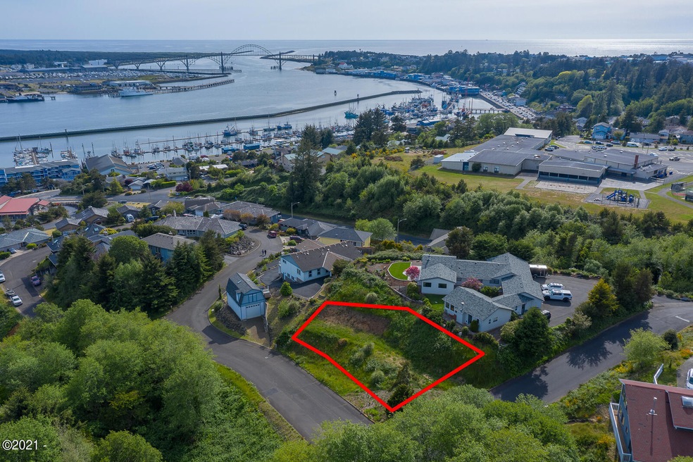 Lot 2400 SE Scenic Loop, Newport