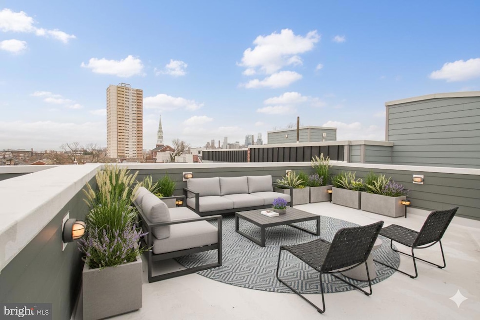 1022 24 S 2nd St unit 4, Philadelphia, PA 19147 - photo 1