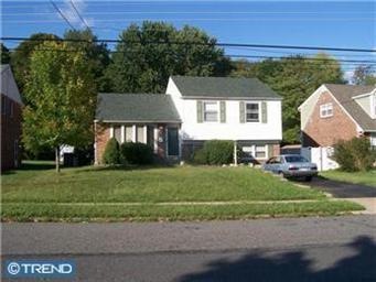 4505 Chandler Dr, Brookhaven, PA 19015 - photo 1