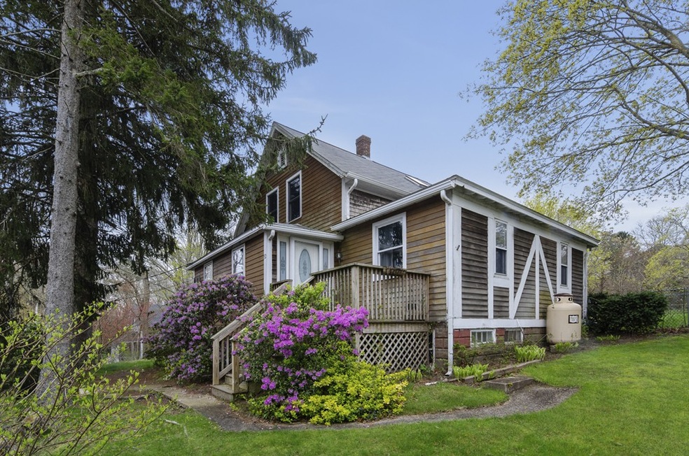 52 Commonwealth Ave, Bourne, MA 02532 - photo 1