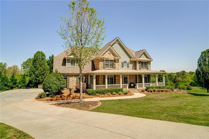 4498 Highland Rd, Gainesville, GA 30506 - photo 1