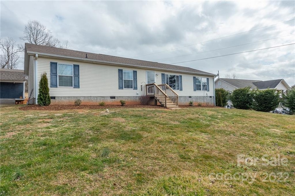 24 Ramona Dr, Leicester, NC 28748 - photo 1