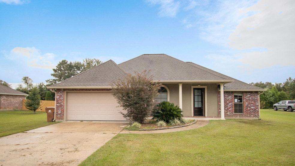 7385 Rushing Robinson Rd -100