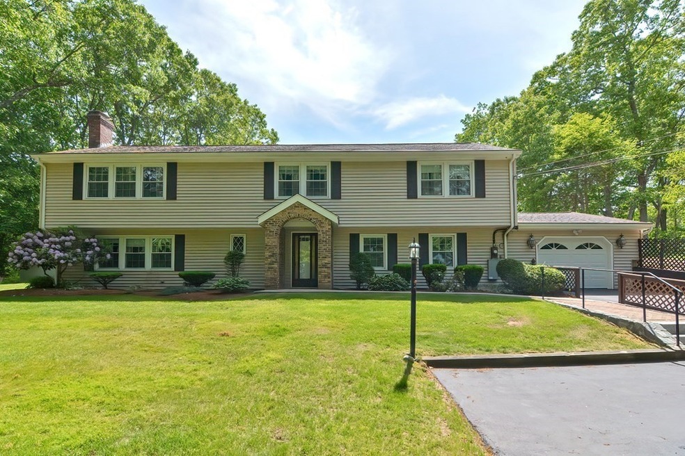 371 Central St, Milford, MA 01757 - photo 1