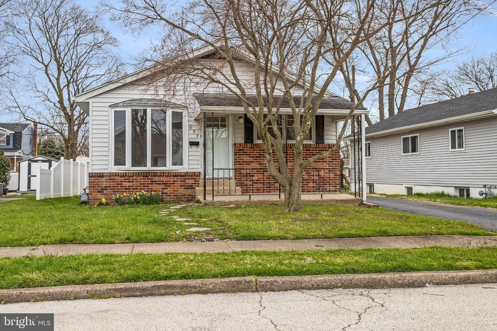 637 Fulmer Cir, Swarthmore, PA 19081 - photo 1