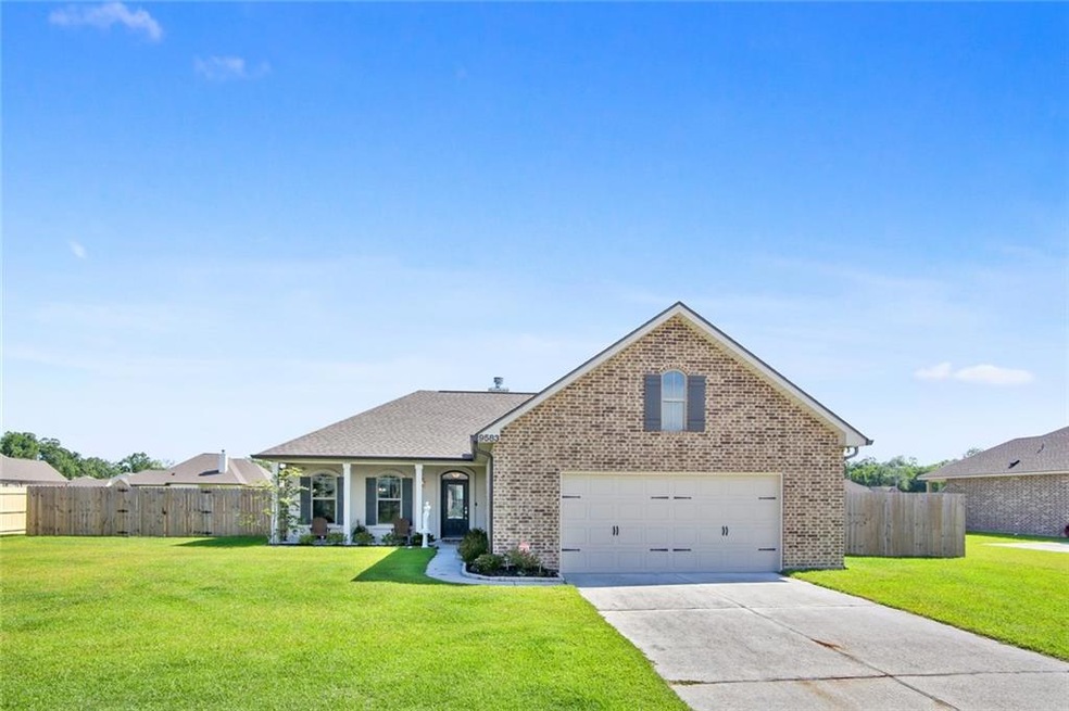 Enjoy country living minutes away from shopping &