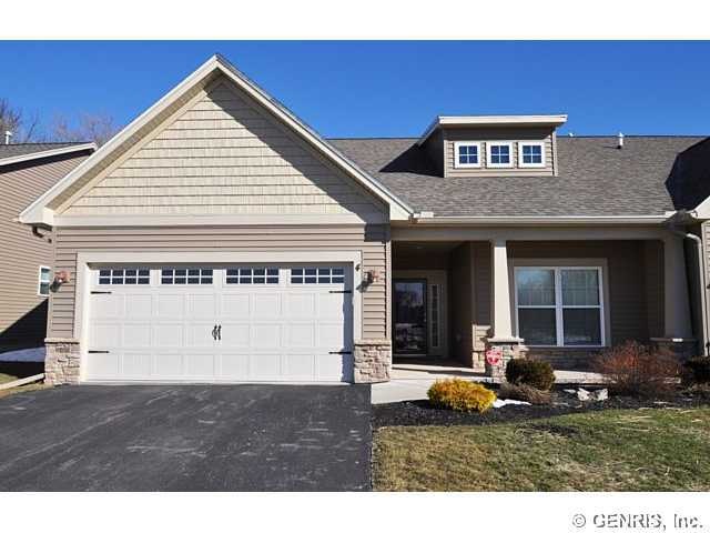 Exterior Front. Welcome Home to 4 Golden Oaks Way!