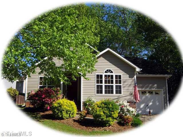 Exterior Front. 3504 Briaroak Court in Meadowbriar/Huntingdon