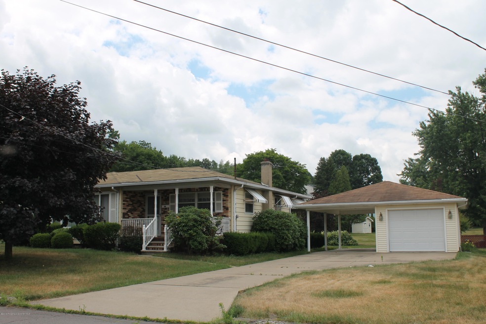 4 Hemlock St, Dupont, PA 18641 - photo 1