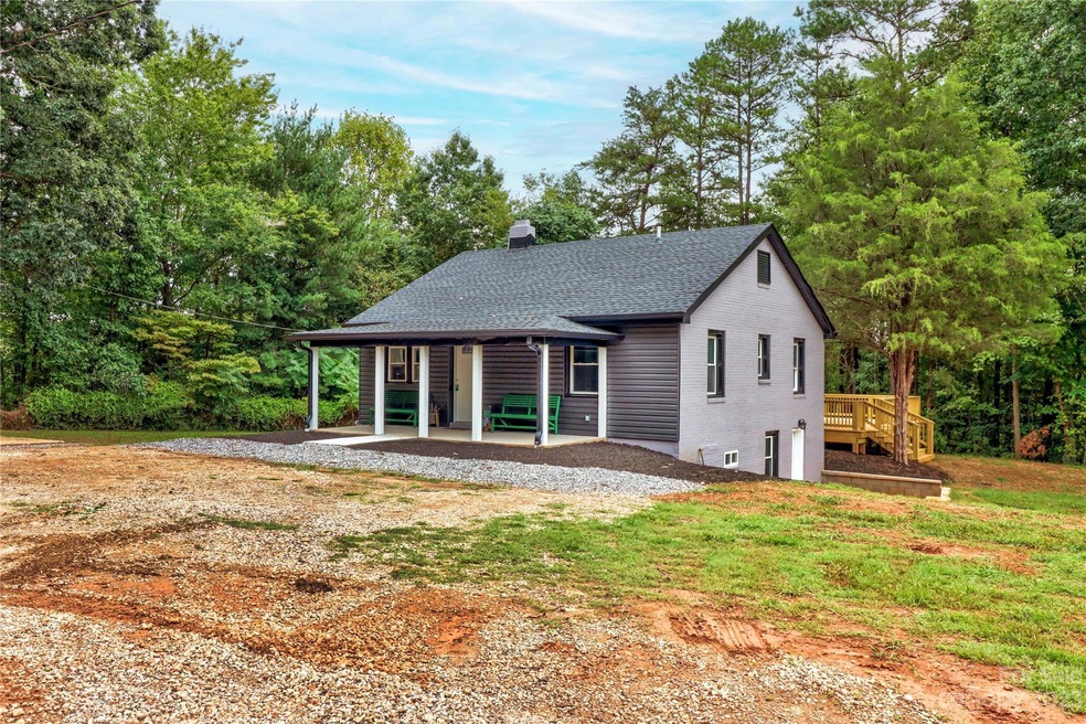 142 Sir George Cir, Statesville, NC 28677 - photo 1