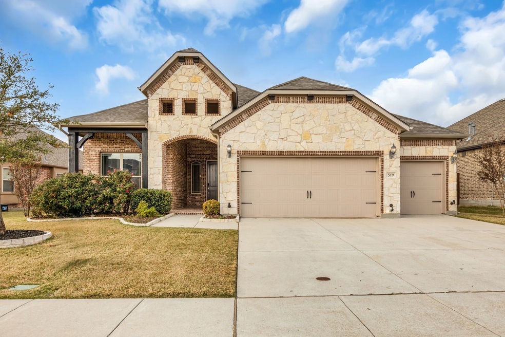 519 Brook Dr, Anna, TX 75409 - photo 1