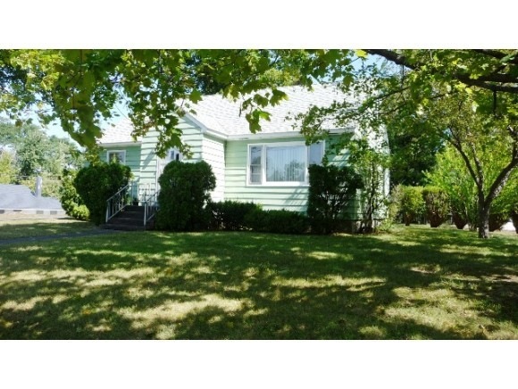 673 Fairfield St, Manchester, NH 03104 - photo 1