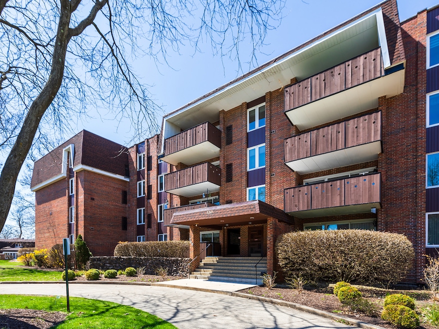 120 S Spruce Ave Unit 403, Wood Dale, IL 60191 | MLS# MRD10697130 ...