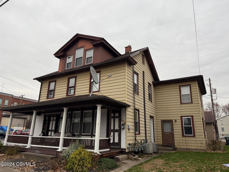 206-208 W. Second St.