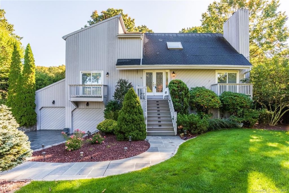 5 Old Hollow Rd, Trumbull, CT 06611 - photo 1