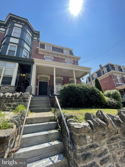 510 W Queen Ln unit 3, Philadelphia, PA 19144 - photo 1