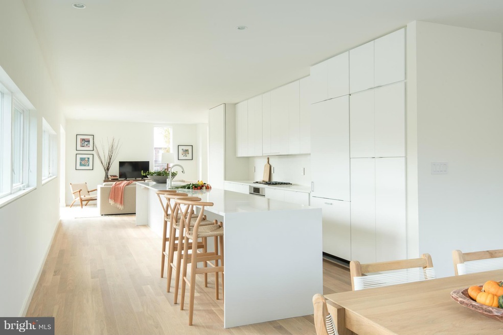 1501 4th St NW unit 2, Washington, DC 20001 - photo 1