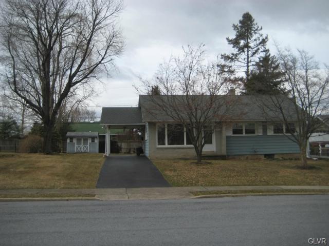 2737 Saxon St, Allentown, PA 18103 - photo 1