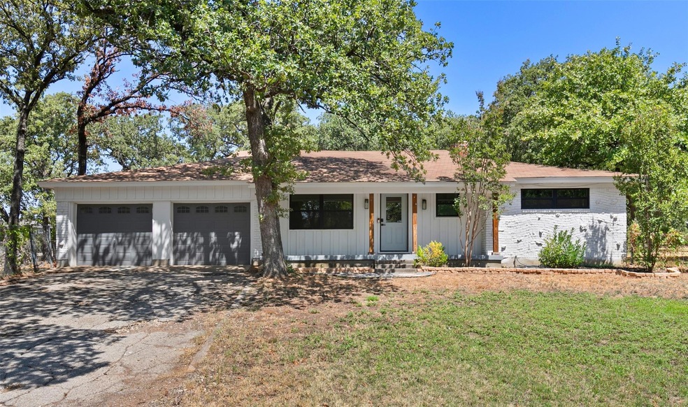 8609 Timber Dr, North Richland Hills, TX 76182 - photo 1