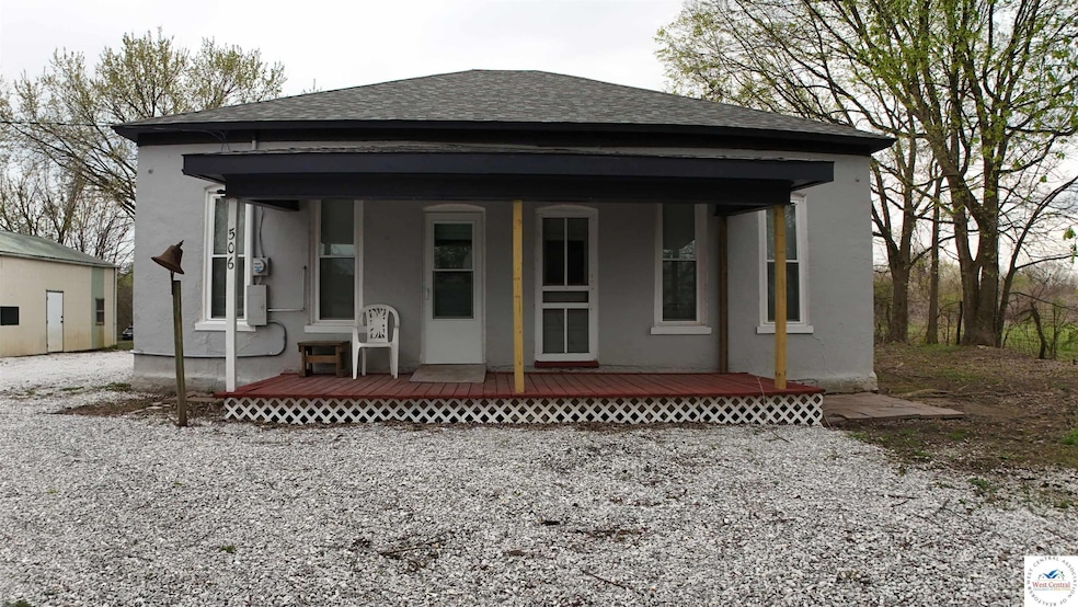 506 W 4th St, Calhoun, MO 65323 - photo 1