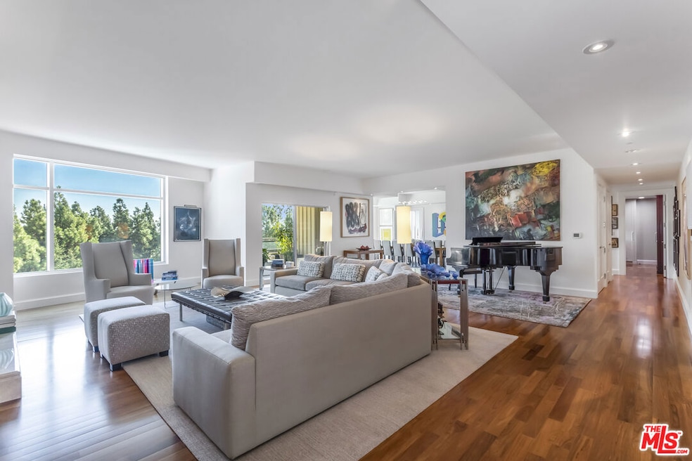 Sold $4,506,100 • Co-Listing Agent