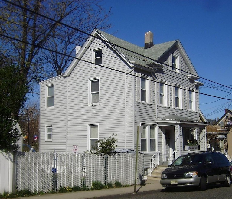 438 Paxton St, Paterson, NJ 07503 - photo 1