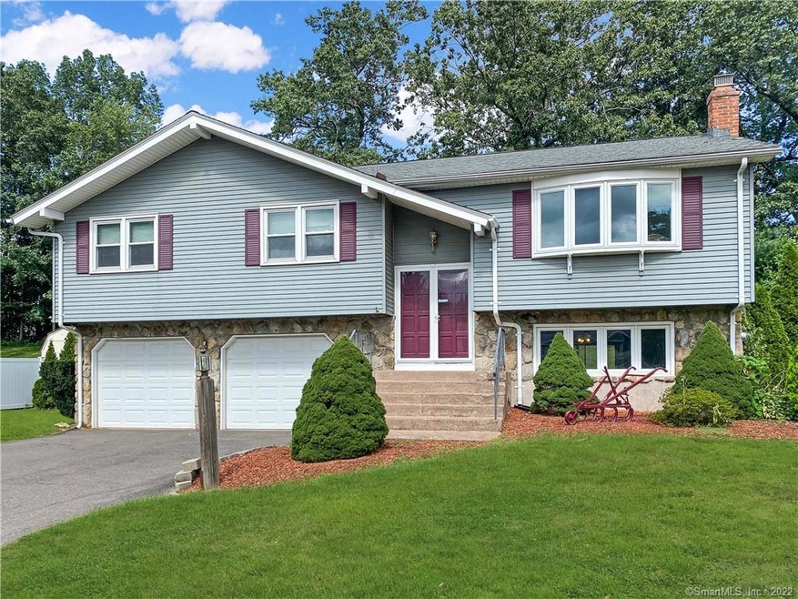 198 Woodmont Dr, East Hartford, CT 06118 - photo 1