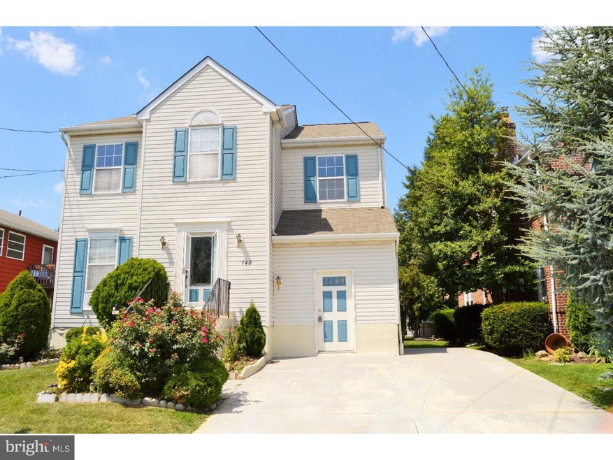 142 S Manoa Rd, Havertown, PA 19083 - photo 1