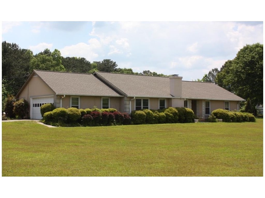 Large ranch home with 2 car side entry garage