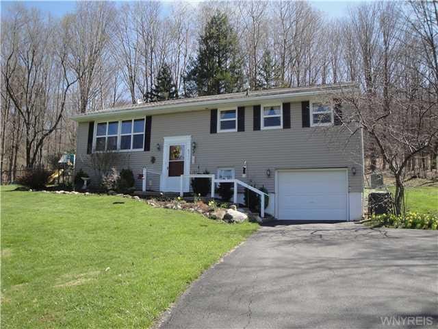 Exterior Front. Welcome to 8711 S. Greenbriar in B