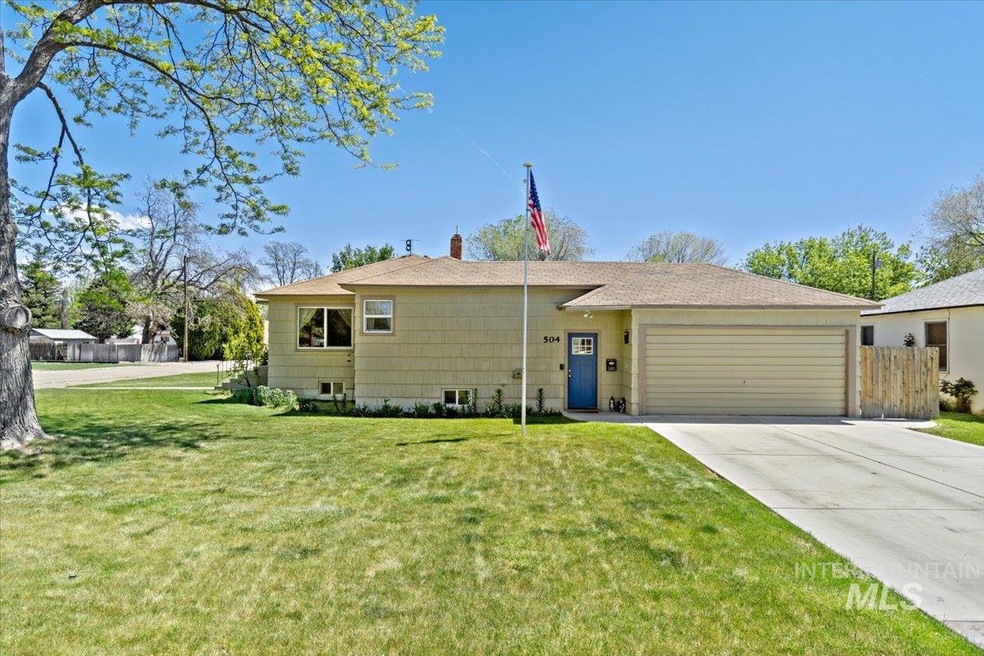 504 S Chestnut St, Nampa, ID 83686 - photo 1