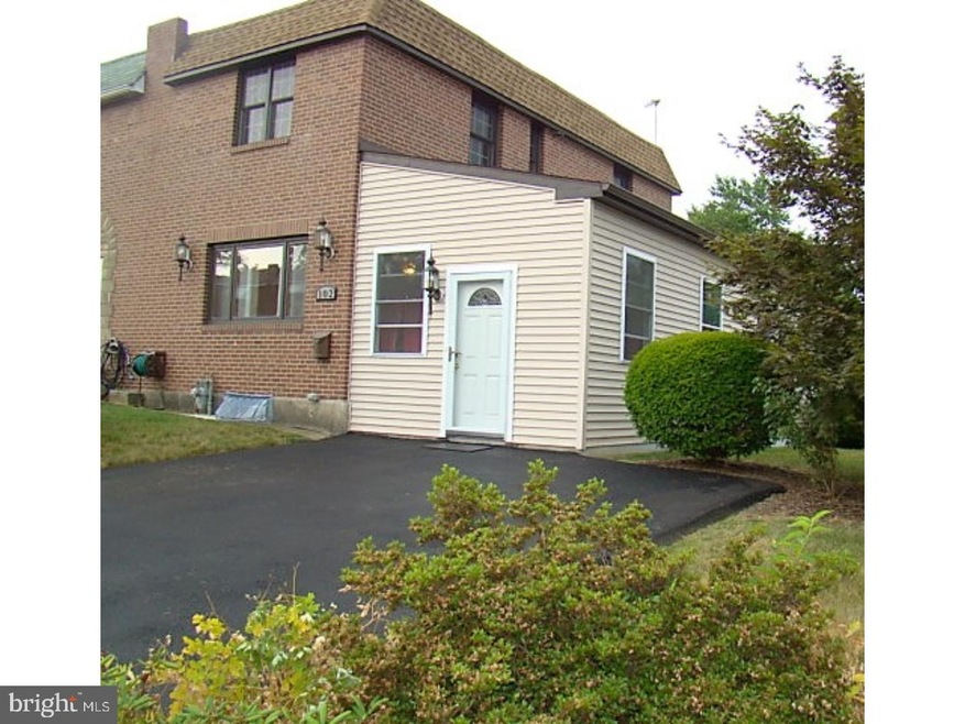 102 W Garrison Rd, Brookhaven, PA 19015 - photo 1