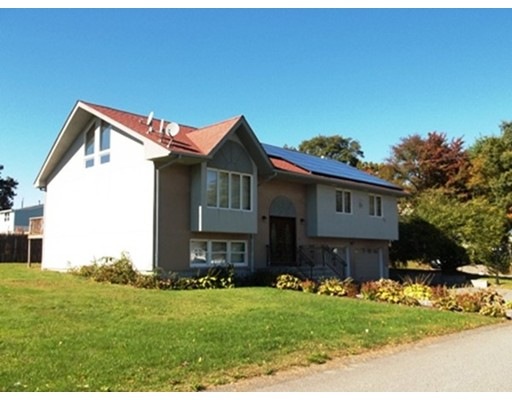 375 Dale St, Fall River, MA 02721 - photo 1