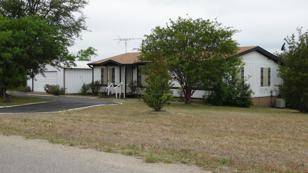 102 Silent Springs Ct, Weatherford, TX 76085 - photo 1