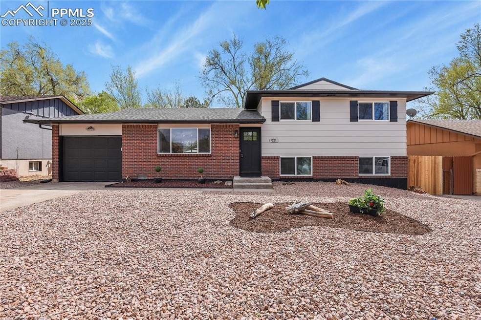 921 Holmes Dr, Colorado Springs, CO 80909 - photo 1