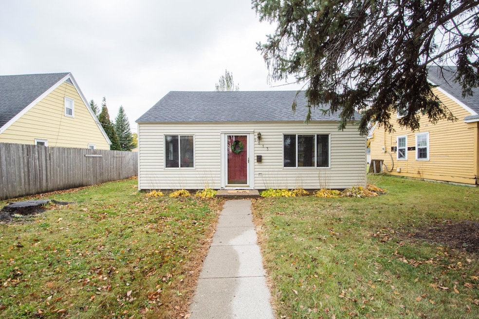 1013 13th St N, Moorhead, MN 56560 - photo 1