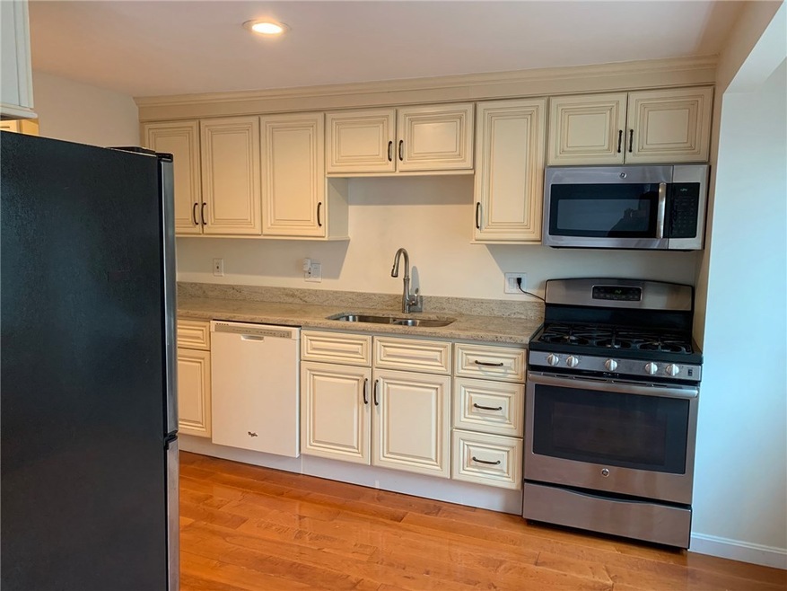 503 Pinewood Dr, Smithfield, RI 02917 - photo 1