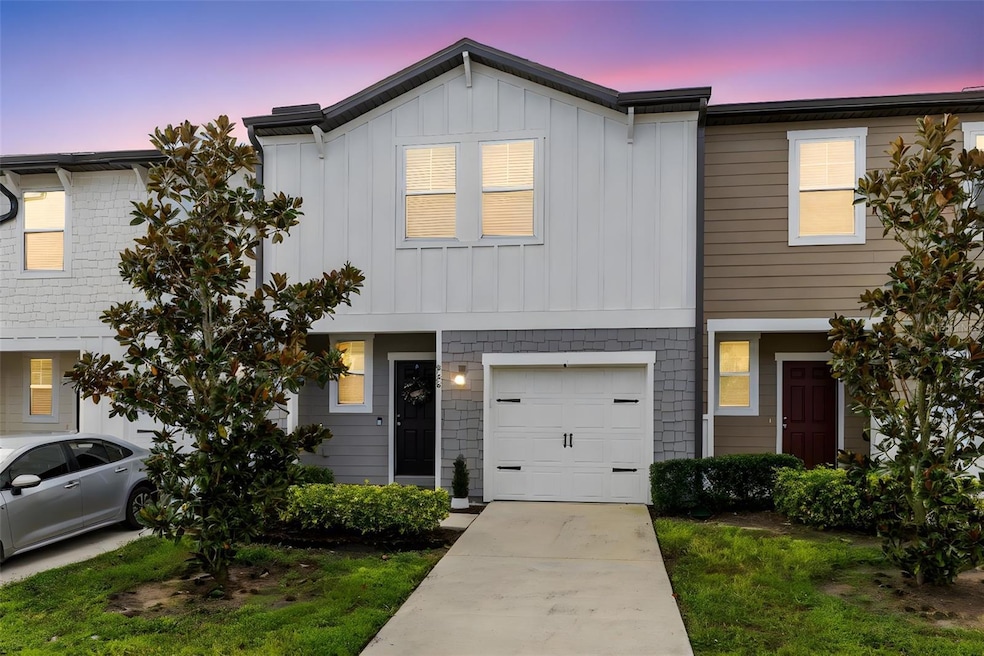 528 Madison Dr, Davenport, FL 33837 - photo 1