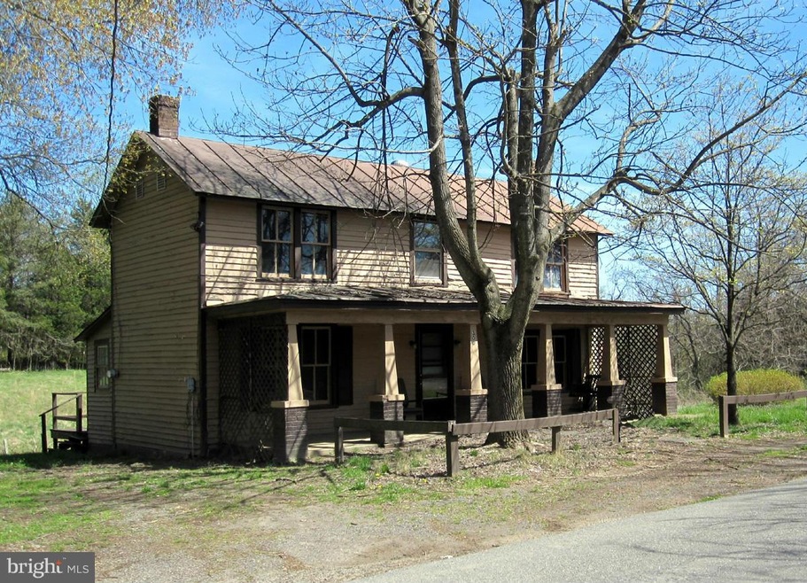 300 George James Loop, Radiant, VA 22732 - photo 1