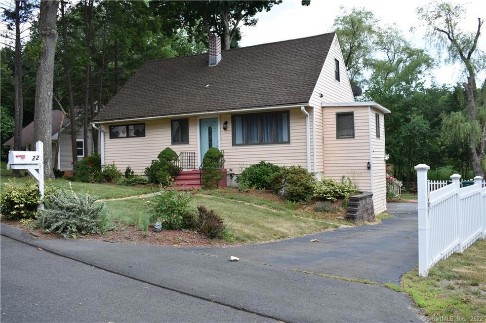 22 Robin Rd, Seymour, CT 06483 - photo 1