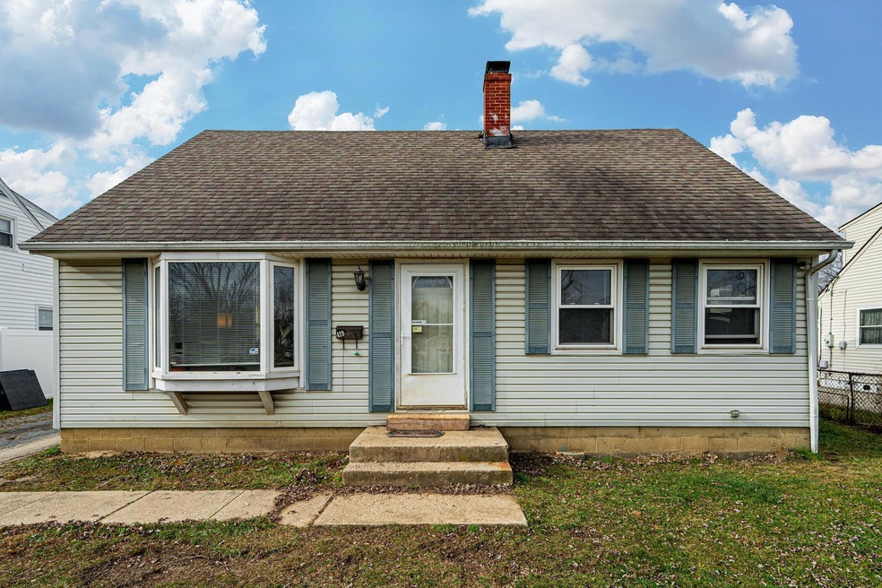 419 Deerfield Rd 001