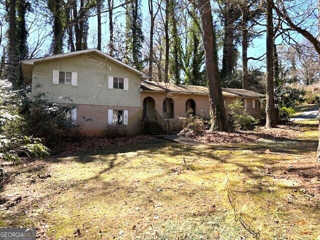 Brick/frame split level home