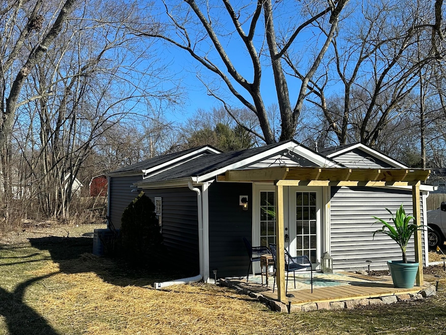 127 Avondale St, Thornville, OH 43076 - photo 1