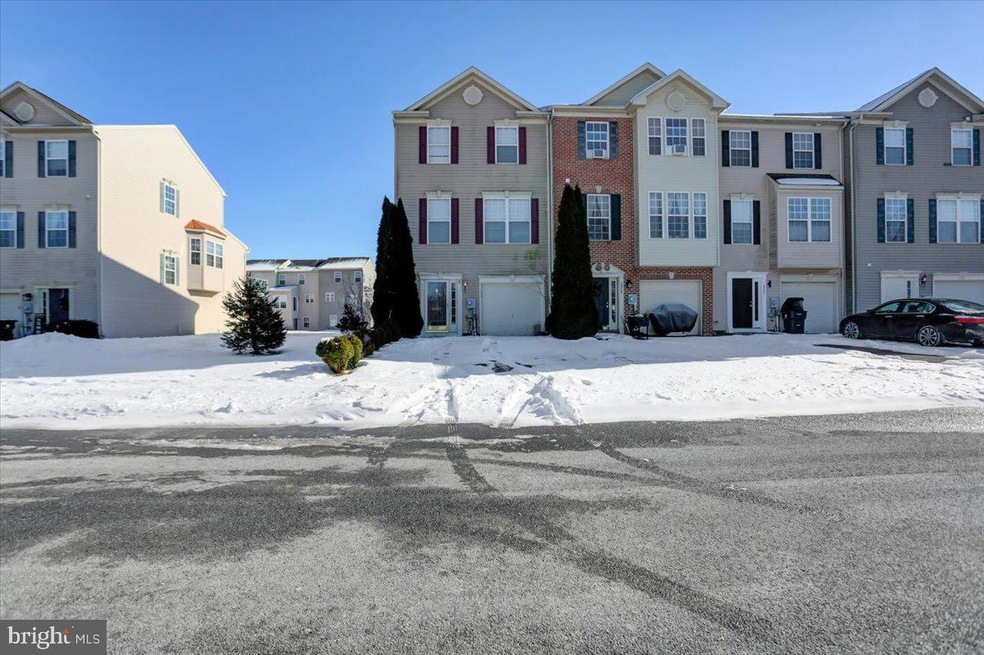 3361 Cornerstone Ct, Chambersburg, PA 17201 - photo 1