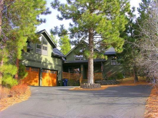 2024 NW Shiraz Ct, Bend, OR 97701 - photo 1